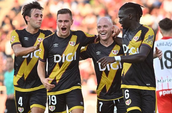 Girona Kalah 1-3 dari Vallecano